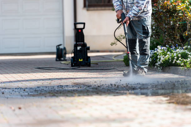 Best Best Pressure Washing Companies  in Marinette, WI